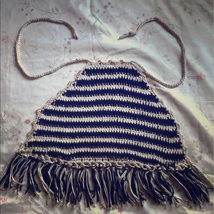 Knitted crop top shirt